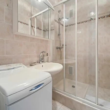 2br 4p - Balcony & 5min To Saint-Tropez