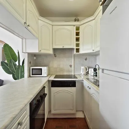 公寓 2br 4p - Balcony & 5min To 圣特罗佩