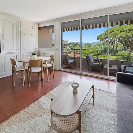 2br 4p - Balcony & 5min To * 圣特罗佩